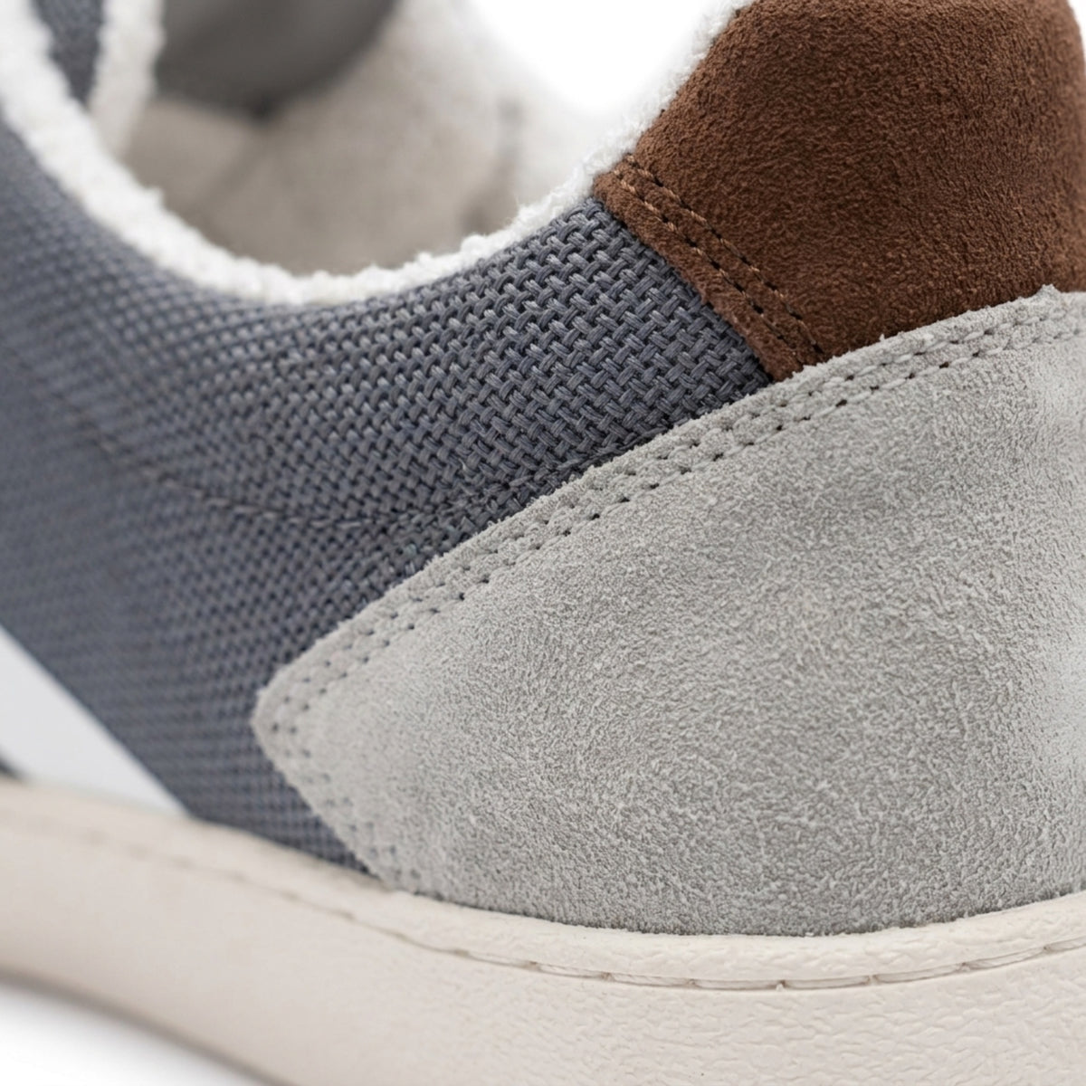 Ground™ Sneakers Gray