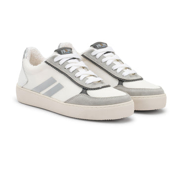 Ground™ Sneakers Silver