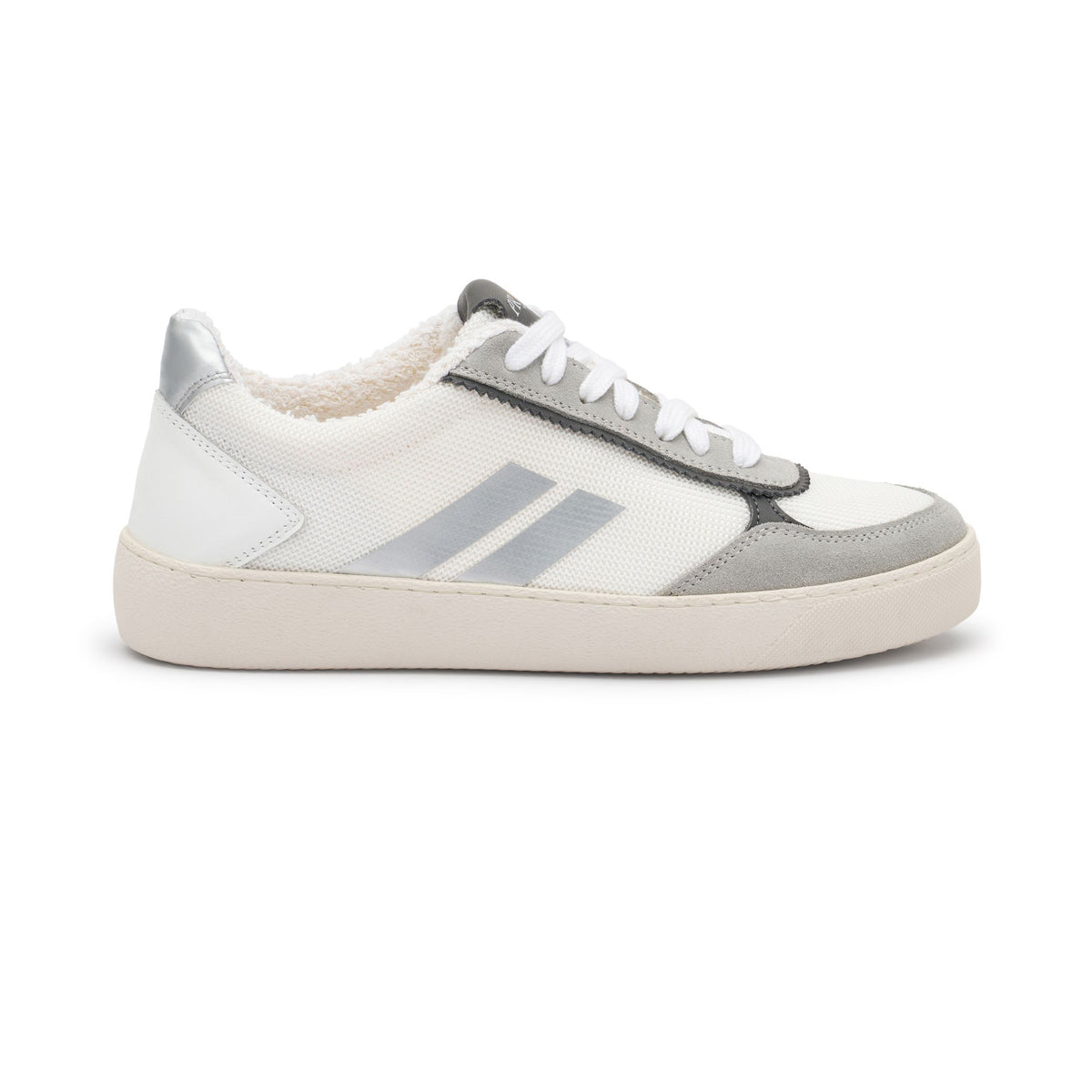 Ground™ Sneakers Silver