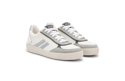 Ground™ Sneakers Silver