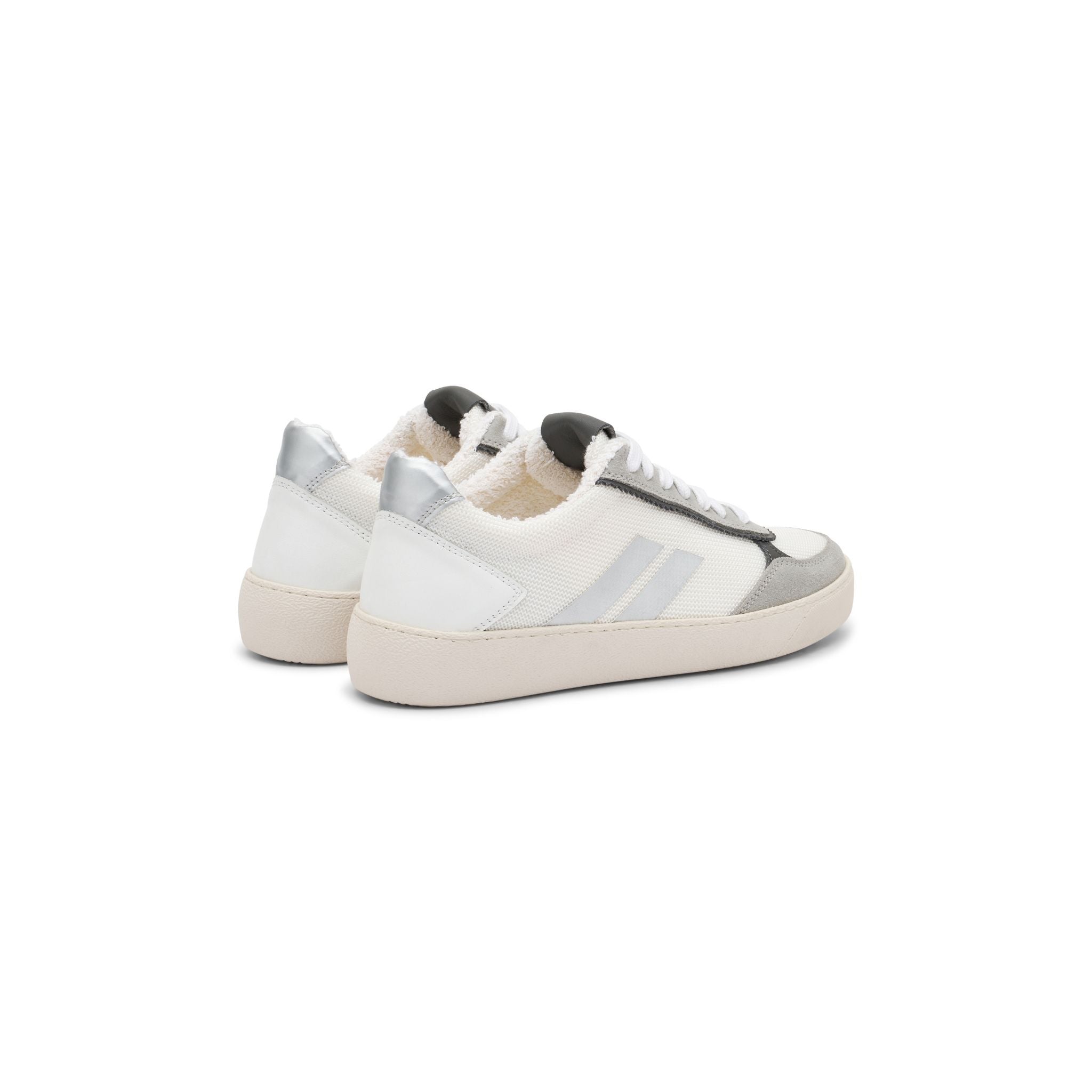 Ground™ Silver Sneakers